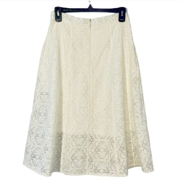 L’ATISTE White Eyelet Front Pleat Lined A-Line Skirt Side Pockets Size L - Picture 2 of 12